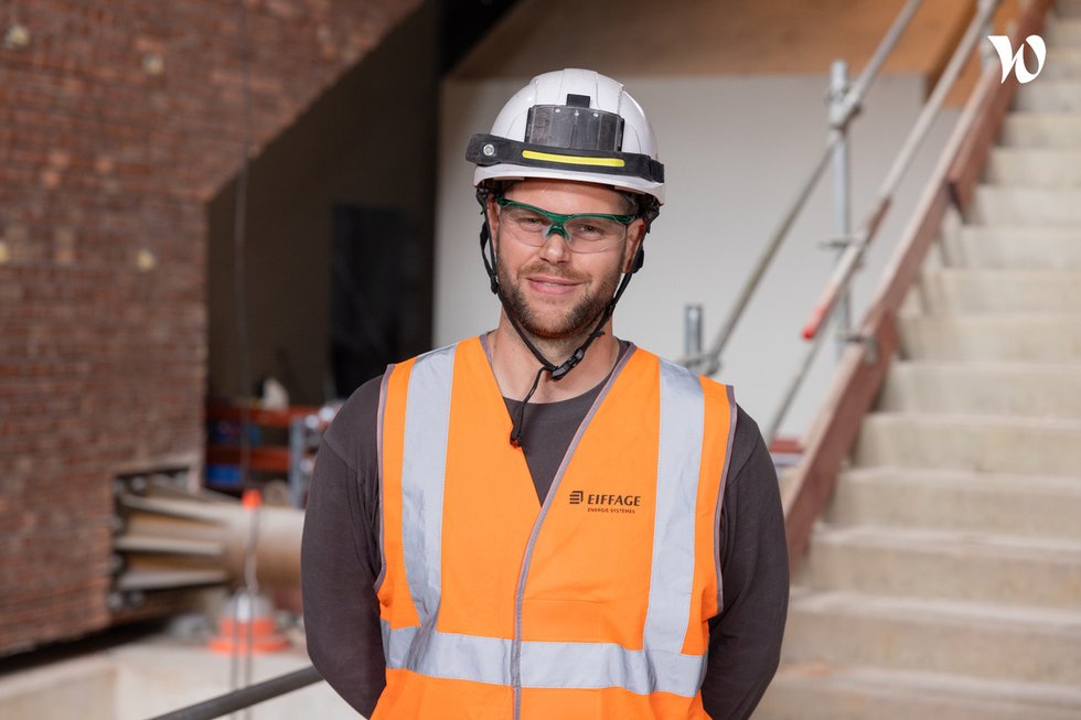 Rencontrez Romain, conducteur de travaux - Eiffage Énergie Systèmes