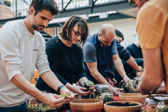 YOUSIGN (soon-to-be YOUTRUST)