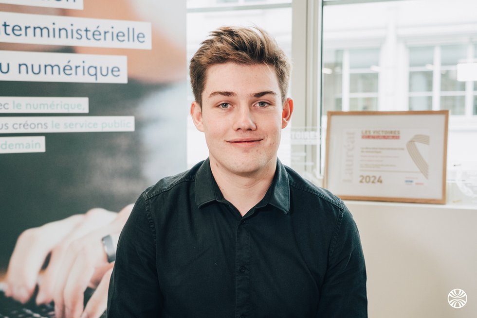 Rencontrez Elliot, Responsable Produit - Direction interministérielle du numérique (DINUM) – Service du Premier ministre