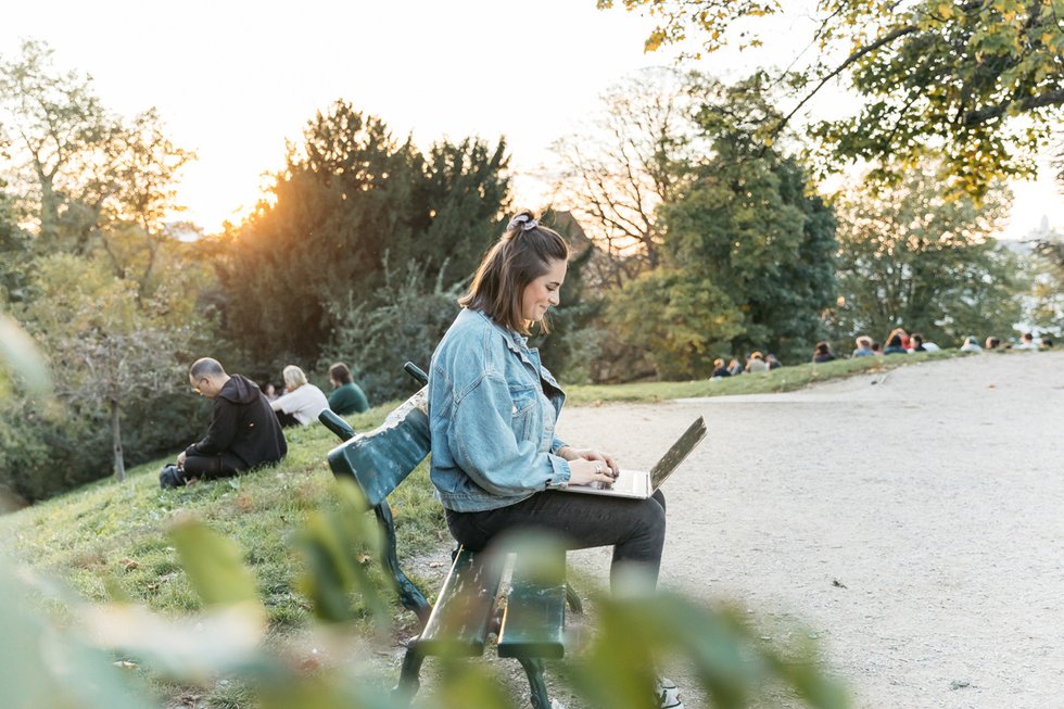 “Out of Office” : déjouer les pièges du télétravail et le rendre soutenable