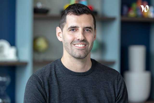 Rencontrez Lorenzo, Chef de projet marketing - Ayvens France