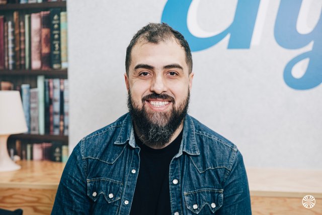 Rencontrez Cristian, Business Partner - Wojo