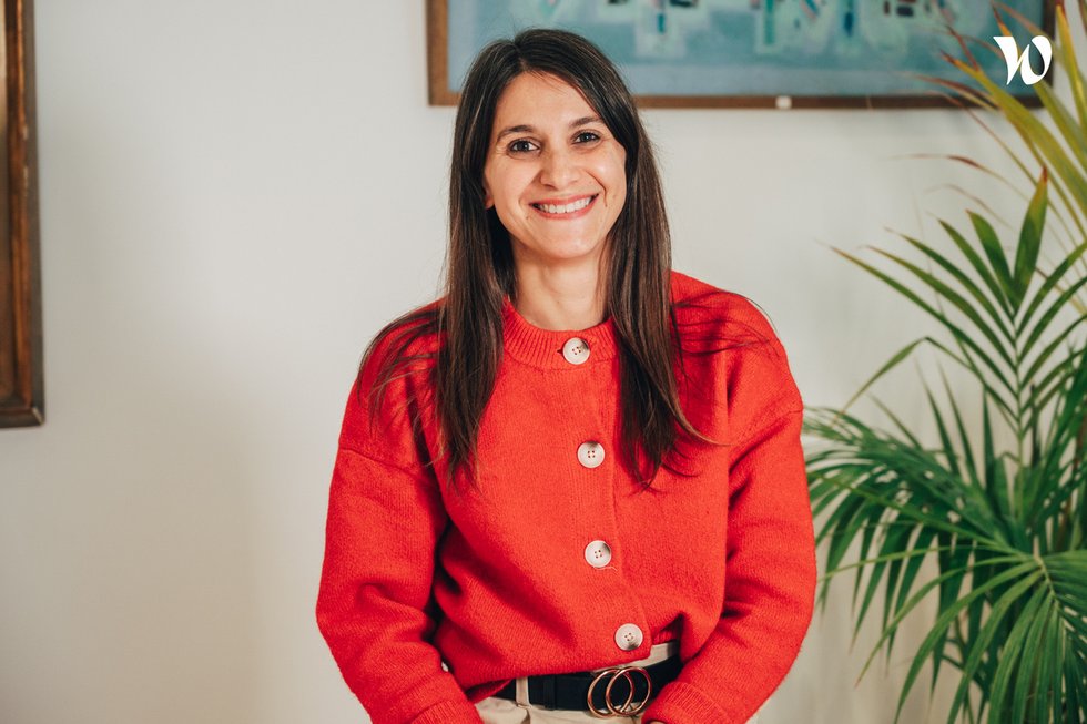 Rencontrez Anaïs, Chargée Clientèle - DROUOT.com