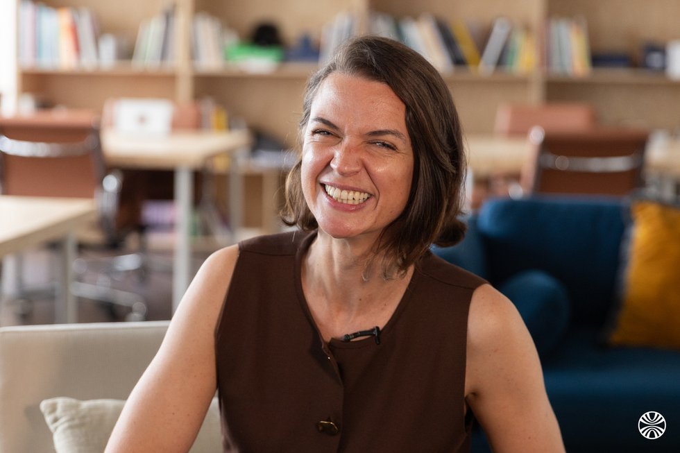 Rencontrez Charlotte, Directrice Commerciale de L’amour (Groupe extreme) - Extreme