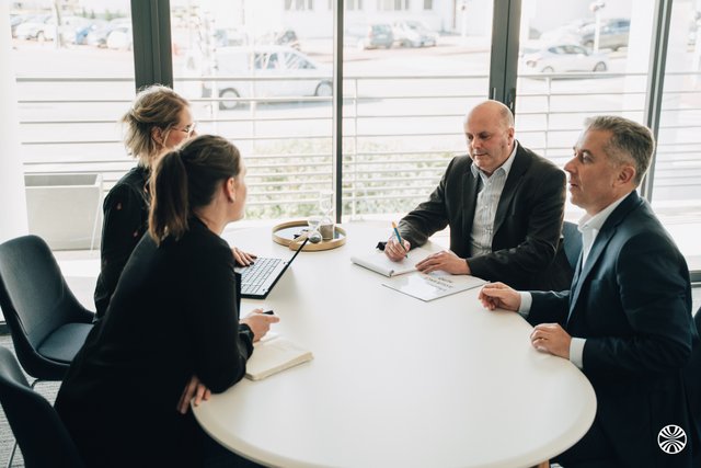 TOLEDE GROUPE & ASSOCIES