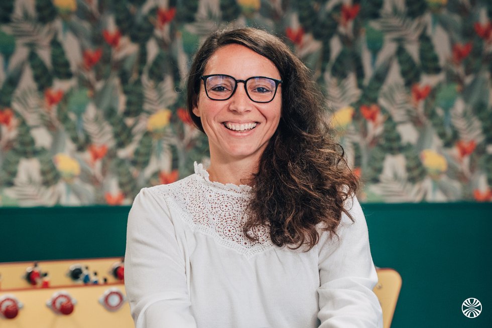 Rencontrez Pia, Rédactrice en Chef - HOSPIMEDIA Groupe