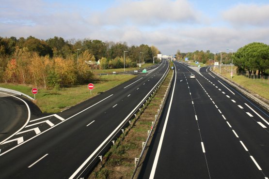   - VINCI Construction