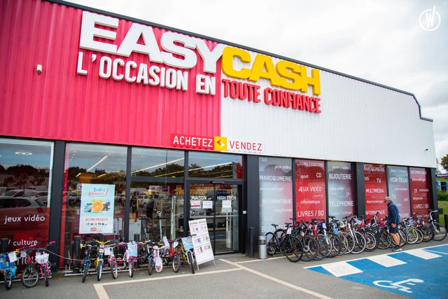 Easy Cash : photos, vidéos, recrutement