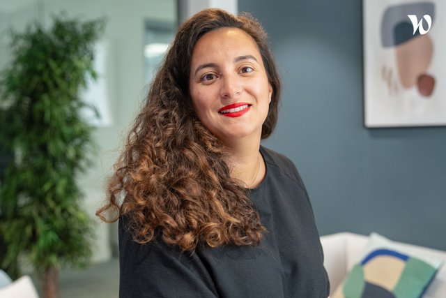 Rencontrez Janate, Responsable SEO - Groupe La Centrale