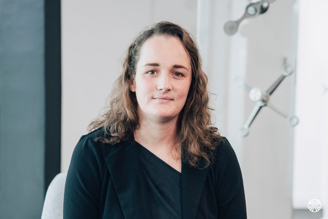 Rencontrez Cynthia, responsable de projets bas carbone - Eiffage Énergie Systèmes