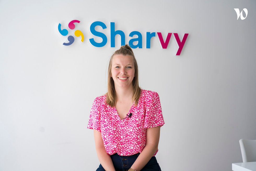 Rencontrez Manon, Responsable Marketing - Sharvy