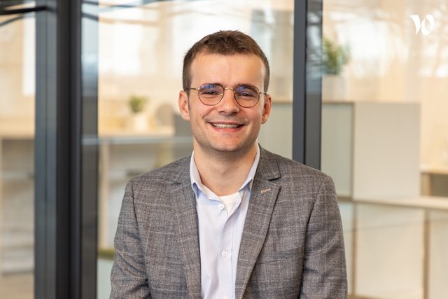 Meet Félix, Graduate Program - EssilorLuxottica France