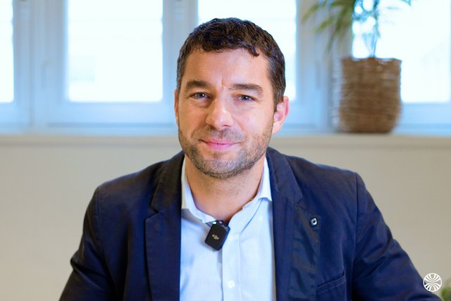 Rencontrez Grégory, Associé Fondateur, Directeur Finance - YOUMANIO