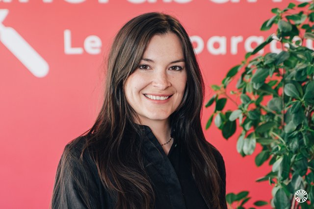 Rencontrez Anna, Responsable Contenu et Relation Presse - Panorabanques