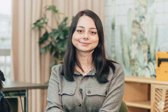 Rencontrez Kim, Responsable ressource humaine et opérationnel - vialytics FRANCE SAS