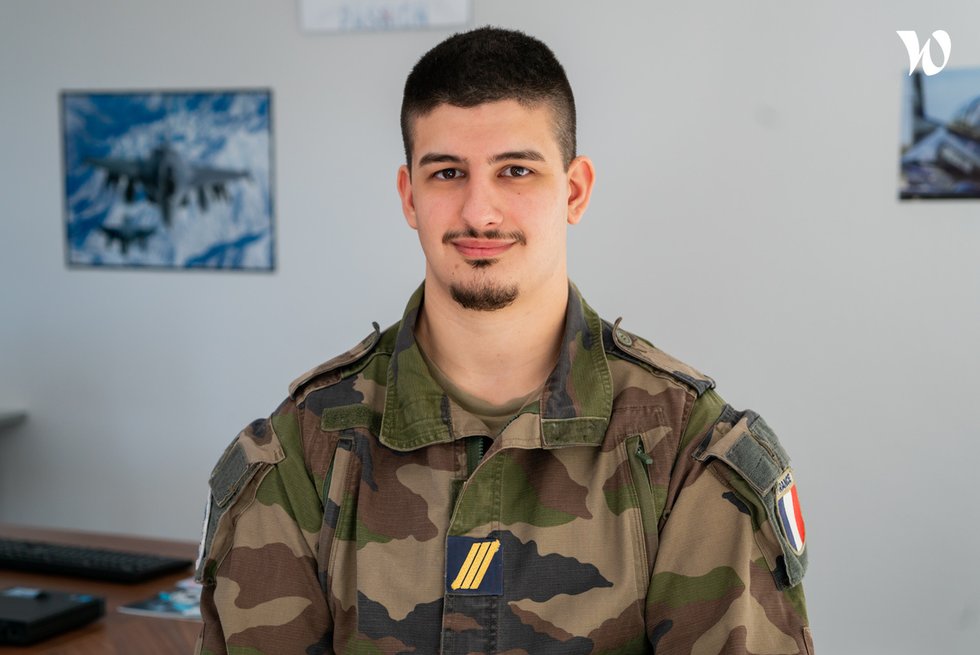 Rencontrez Sergent-Chef Antoine, Technicien administrateur réseaux - armée de l'Air et de l'Espace