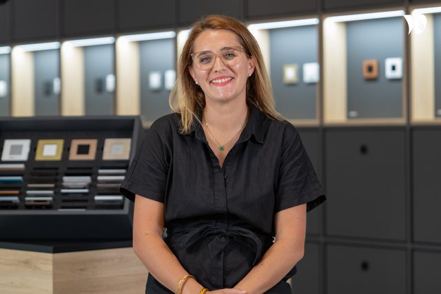 Rencontrez Maud, Chef de produit - Hager Group