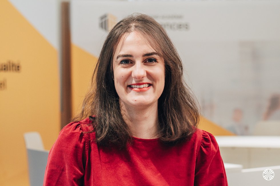 Rencontrez Hélène, Rédactrice en chef - Lamy Liaisons