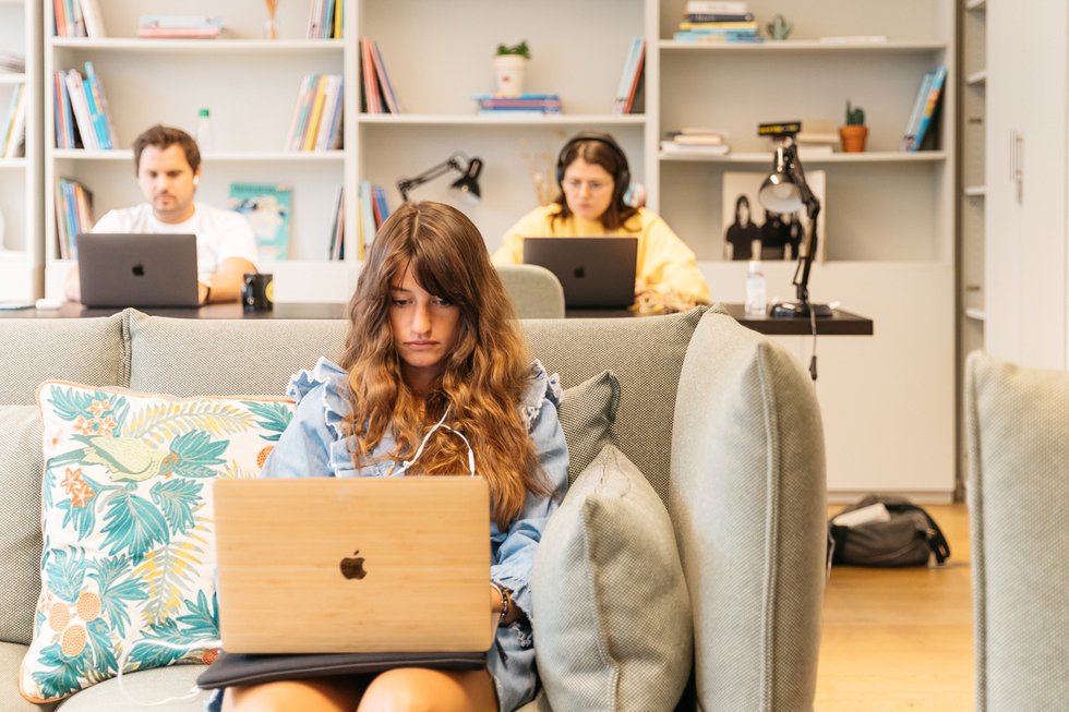 Discrimination, métavers et Squid Game : l’actu RH d’octobre en un clic