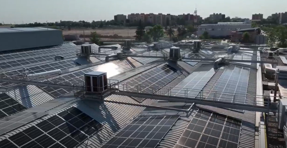 Click here to have a closer look at our photovoltaic panel installations. - LISI