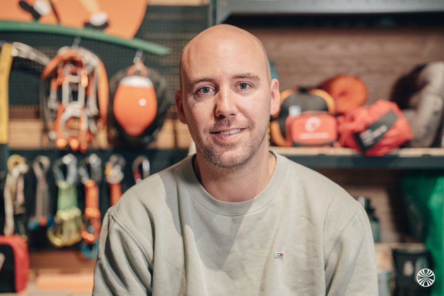 Rencontrez Julien, Responsable Paris - Au Vieux Campeur