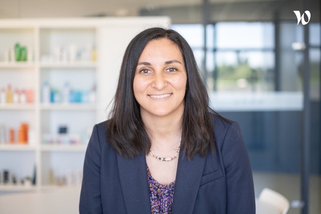 Rencontrez Dounia, Responsable achat matière première  - NAOS (Bioderma - Institut Esthederm - Etat Pur)