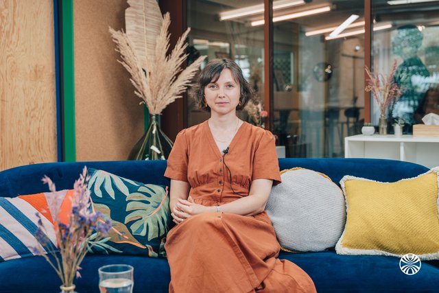 Rencontrez Caroline, Cheffe de projet client-Responsable développement Europe - Toovalu