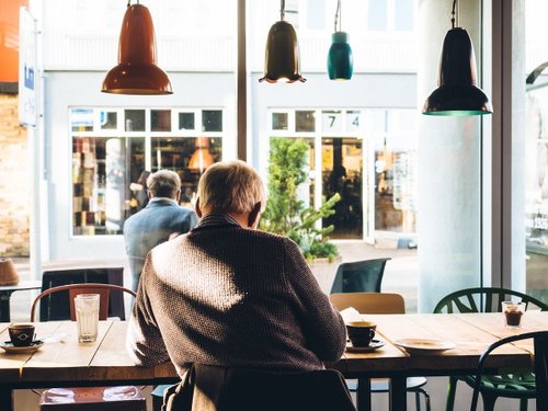 Qui sont ces retraités qui, par choix, continuent à travailler ?