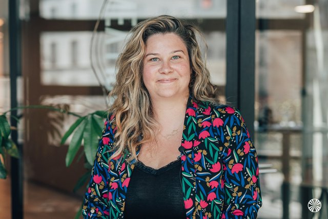 Rencontrez Caroline, Analyste Octroi Experte - Younited
