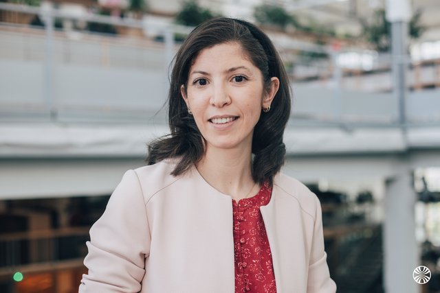 Rencontrez Semina, Directrice de centre - SNCF RETAIL & CONNEXIONS