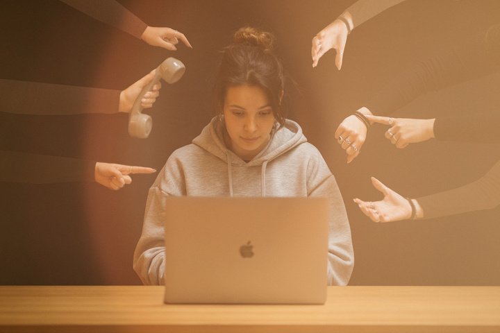 « Au travail, les harceleurs qui s’ignoraient se sont révélés avec la crise Covid »