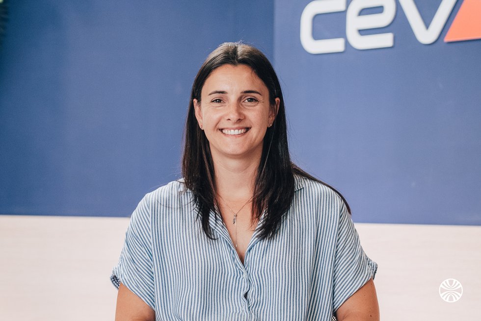 Rencontrez Camille, Agent de transit aéronautique - CEVA Logistics