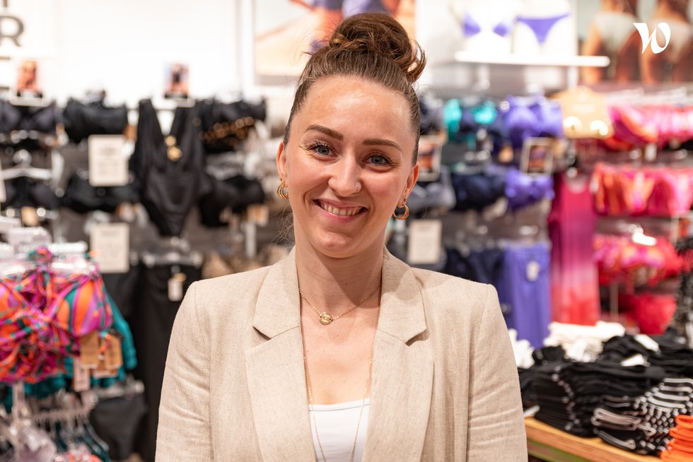 Rencontrez Laurie, Directrice de magasin - Undiz  - Groupe Etam