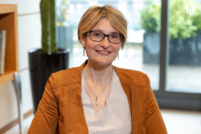 Rencontrez Céline, Conseillère clientèle - Banque Populaire Rives de Paris