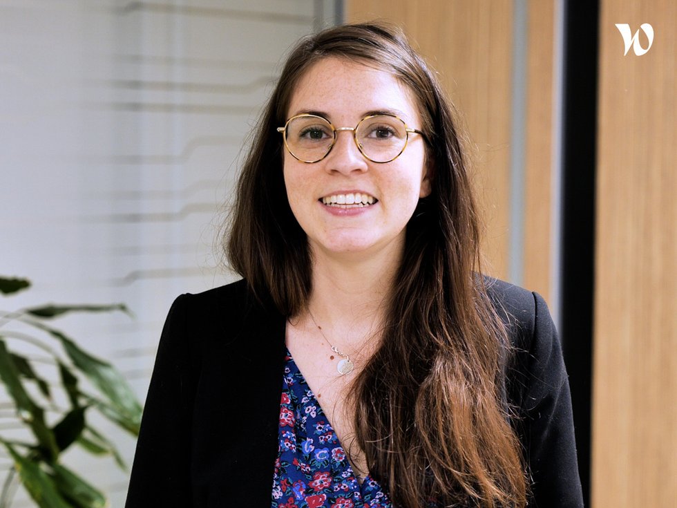 Rencontrez Emilie, Analyste stratégie et finance - MOBILIS Family Office