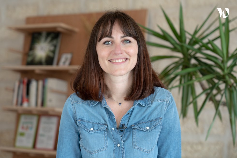 Rencontrez Delphine, Office Manager - Patte Blanche