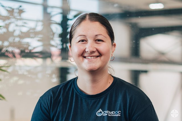 Rencontrez Léa, Technicienne d'études et d'essais - CHEMDOC WATER TECHNOLOGIES
