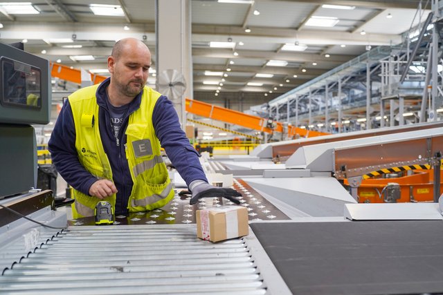 La Poste - Branche Services-Courrier-Colis