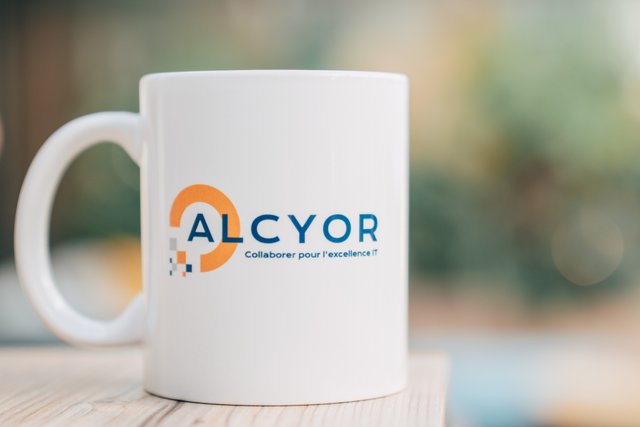 Alcyor