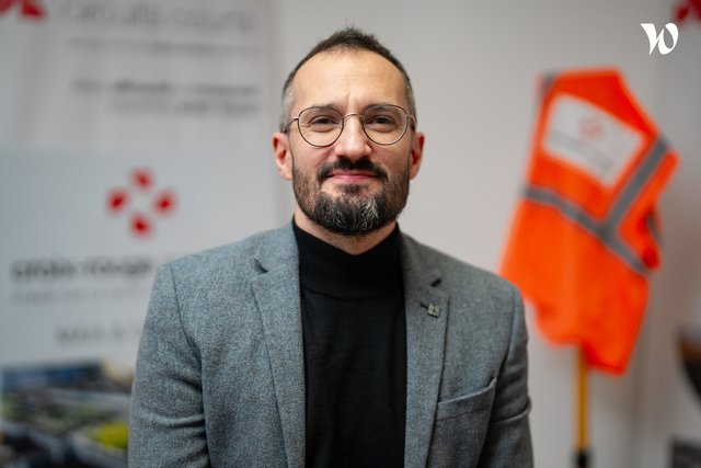 Rencontrez Flavien, Directeur - Croix-Rouge Insertion