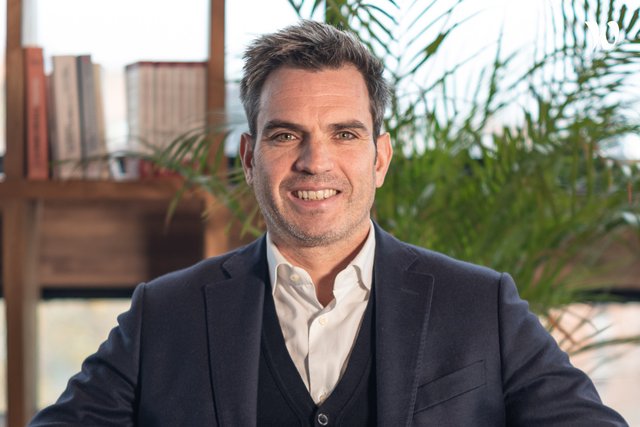 Rencontrez Nicolas, Directeur Général Bizness - Bizness