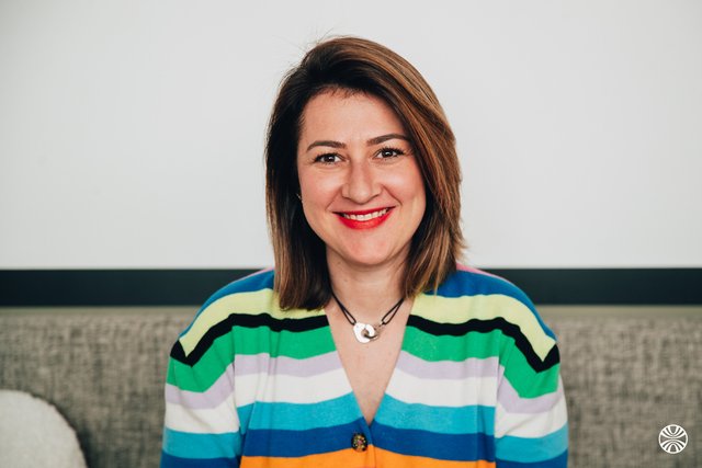 Rencontrez Caroline, Directrice Commerciale - Les Parents Zens