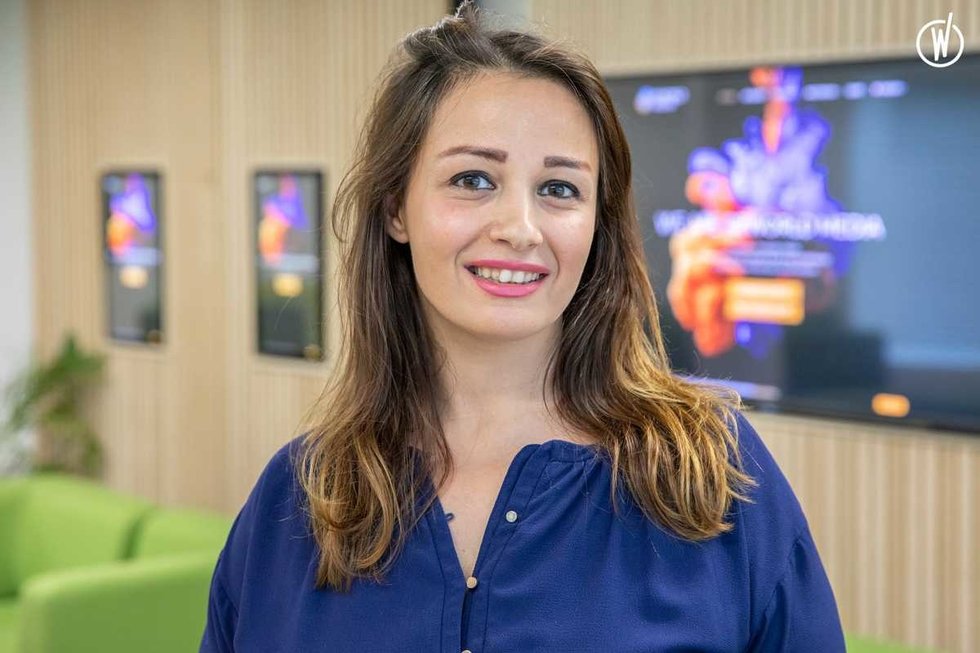 Rencontrez Reina, Directrice des Opérations Spéciales - Reworld Media