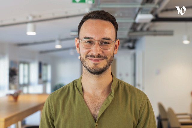 Rencontrez Victor, Business Development Representative - MYTRAFFIC
