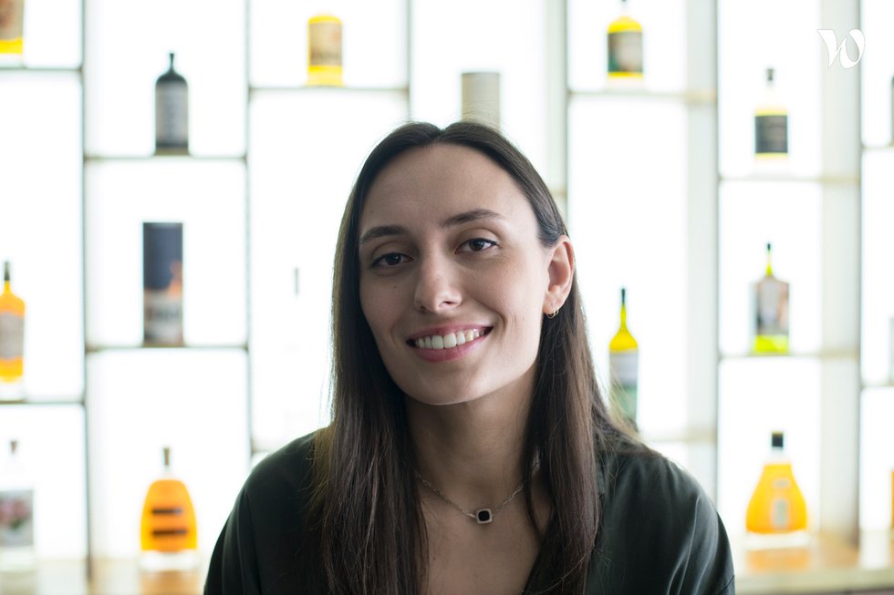 Rencontrez Carla, Chef de Produit - Whiskies du Monde