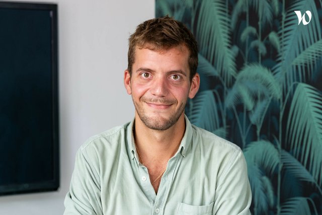 Rencontrez Sébastien, Account Director de l'agence Hopscotch PR - Hopscotch Groupe