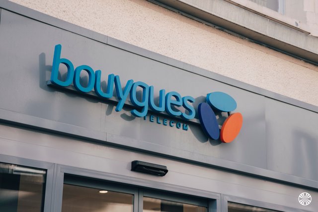 CINECOM, 1er partenaire de BOUYGUES TELECOM