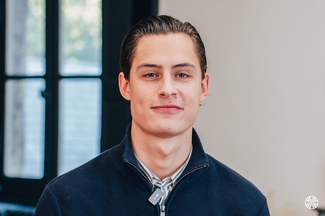 Rencontrez Louison, Responsable des Partenariats - Titan Partners