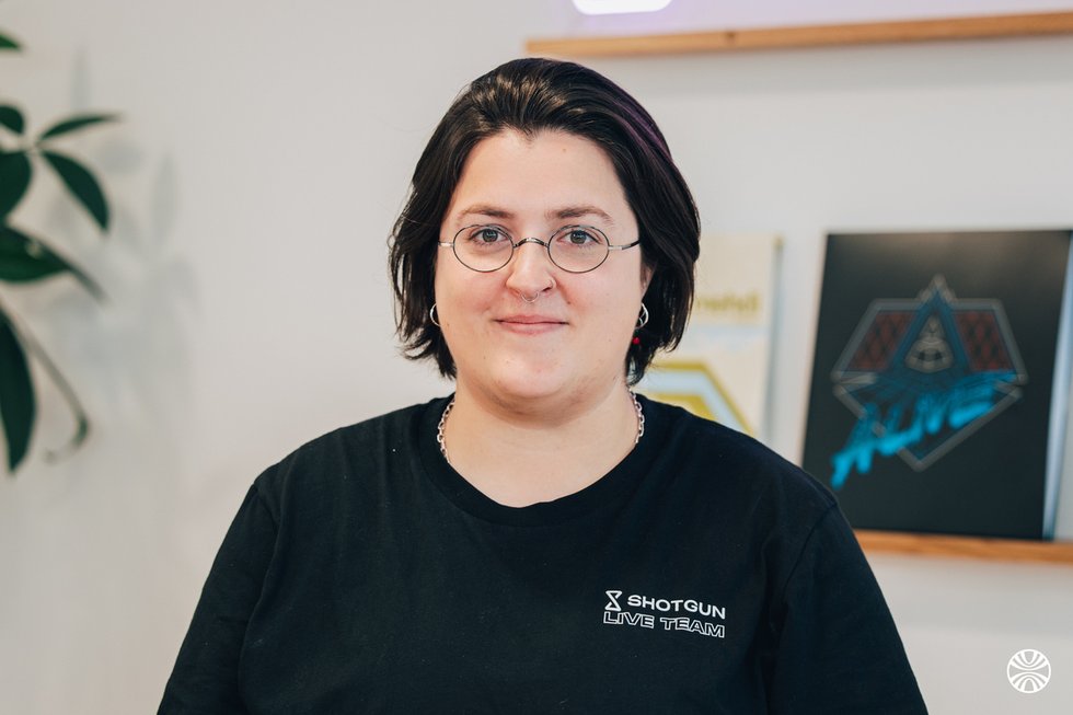 Rencontrez Clémence, Field Operations Expert - Shotgun