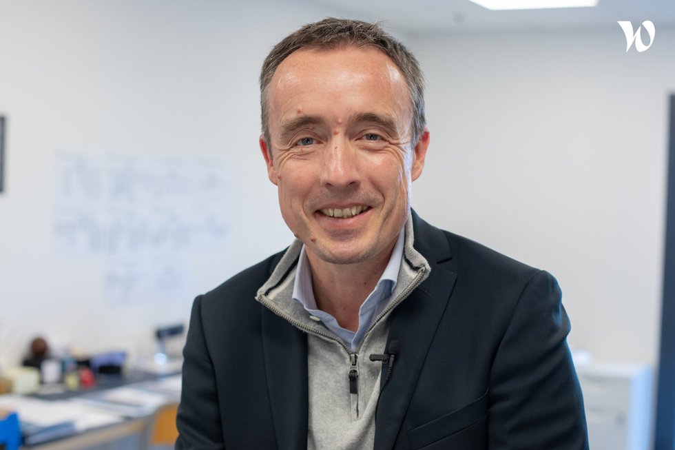 Rencontrez François-Jérôme, Directeur Clientèle - GROUPE EMOSIA